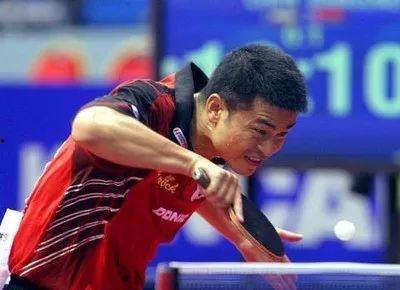 反手攻球标准动作视频,视频教学精华回顾  第3张