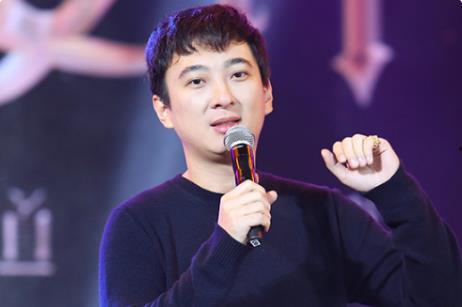 娱乐圈吃瓜博主讲解,吃瓜博主带你探秘明星幕后故事  第3张